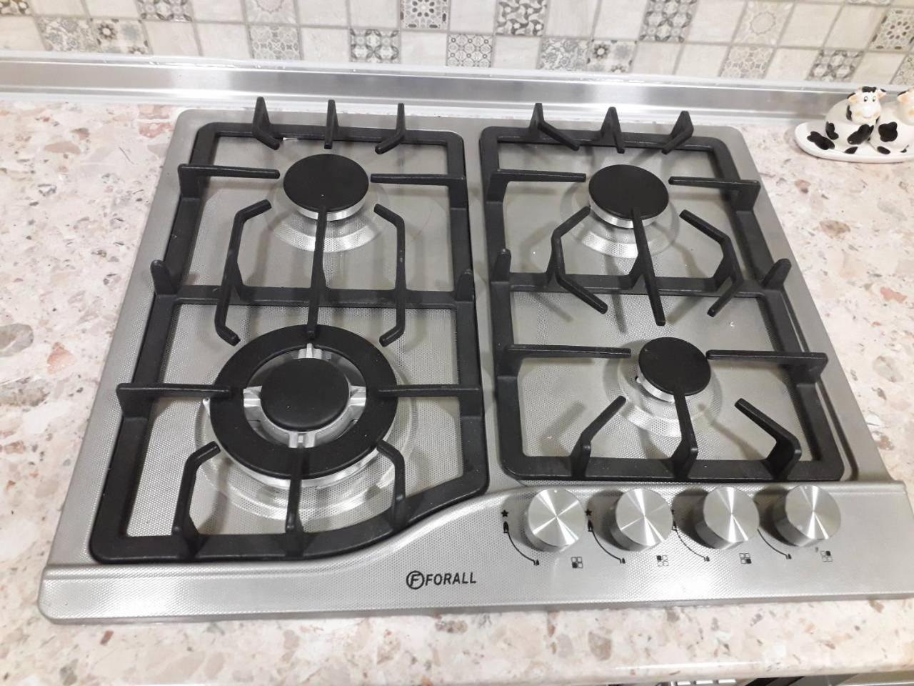 Apartment 30 M2 On Sergei Esenin 11 Kharkiv Bagian luar foto